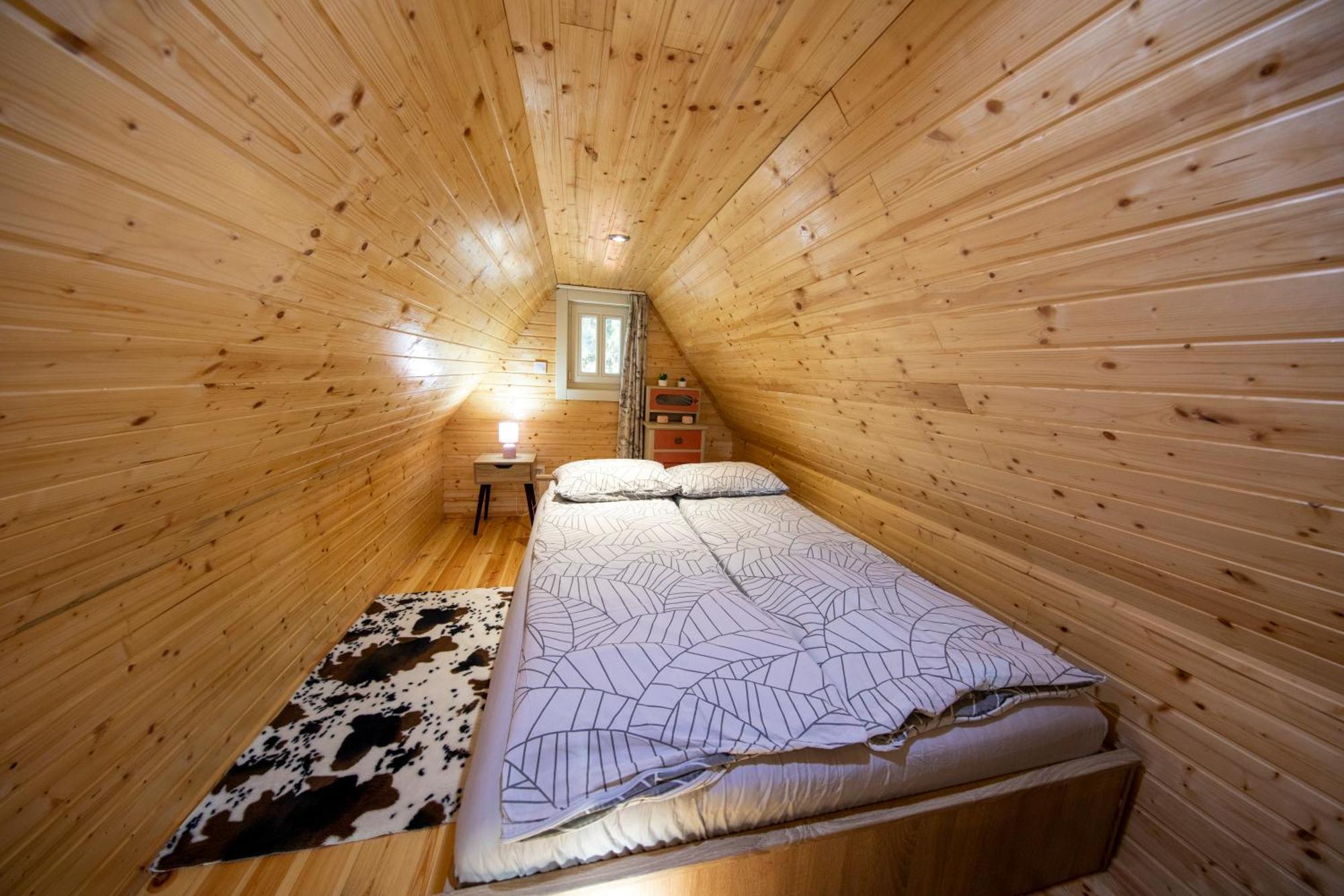Cabana Adrienne Izvoru Mureşului Extérieur photo