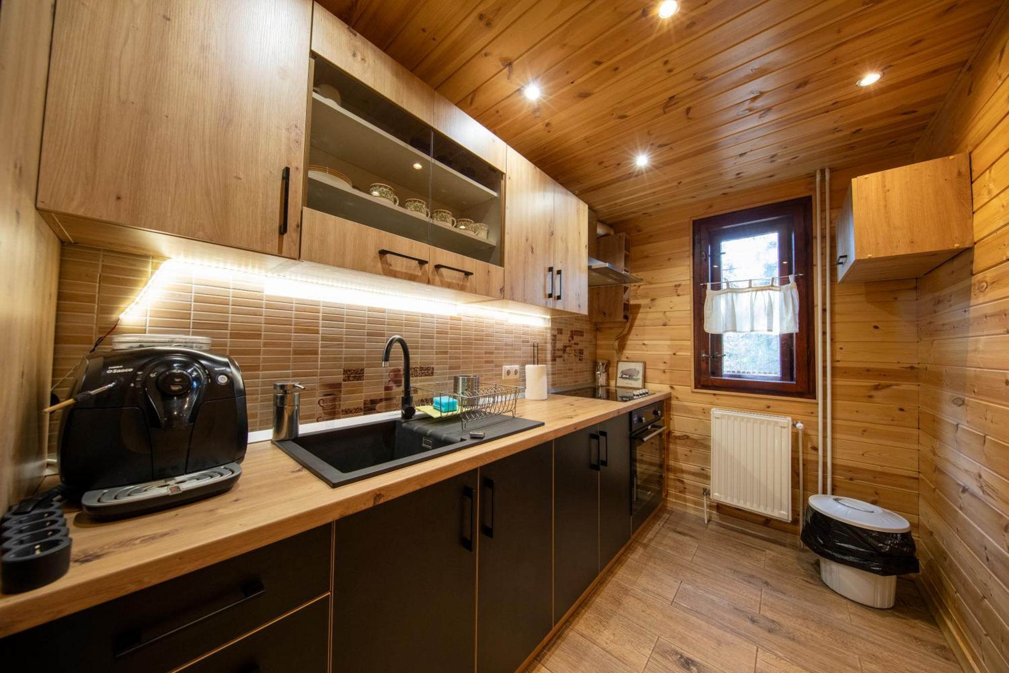 Cabana Adrienne Izvoru Mureşului Extérieur photo